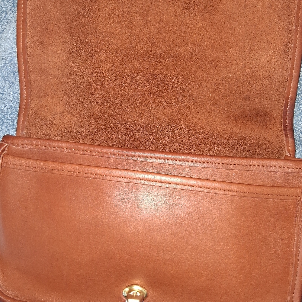 Vintage Coach Pocket Purse - Picture 10 of 16
